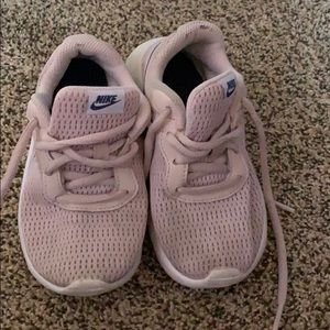 Girls pink Nike